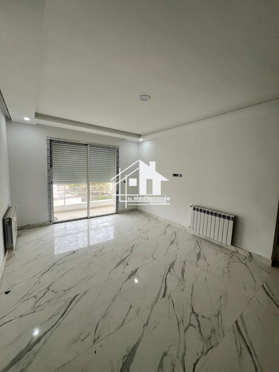 A louer appartement S+2 jamais habité à l'aouina
