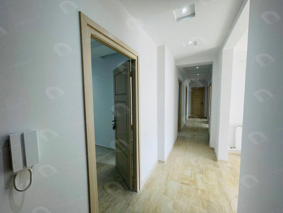À louer – Bureaux H+2 et H+3 à Ain Zaghouan