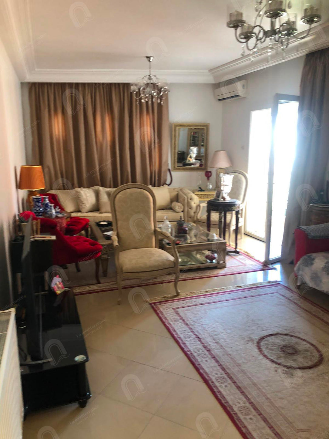 A vendre un appartement s+2 aux jardins d'el menzah 2