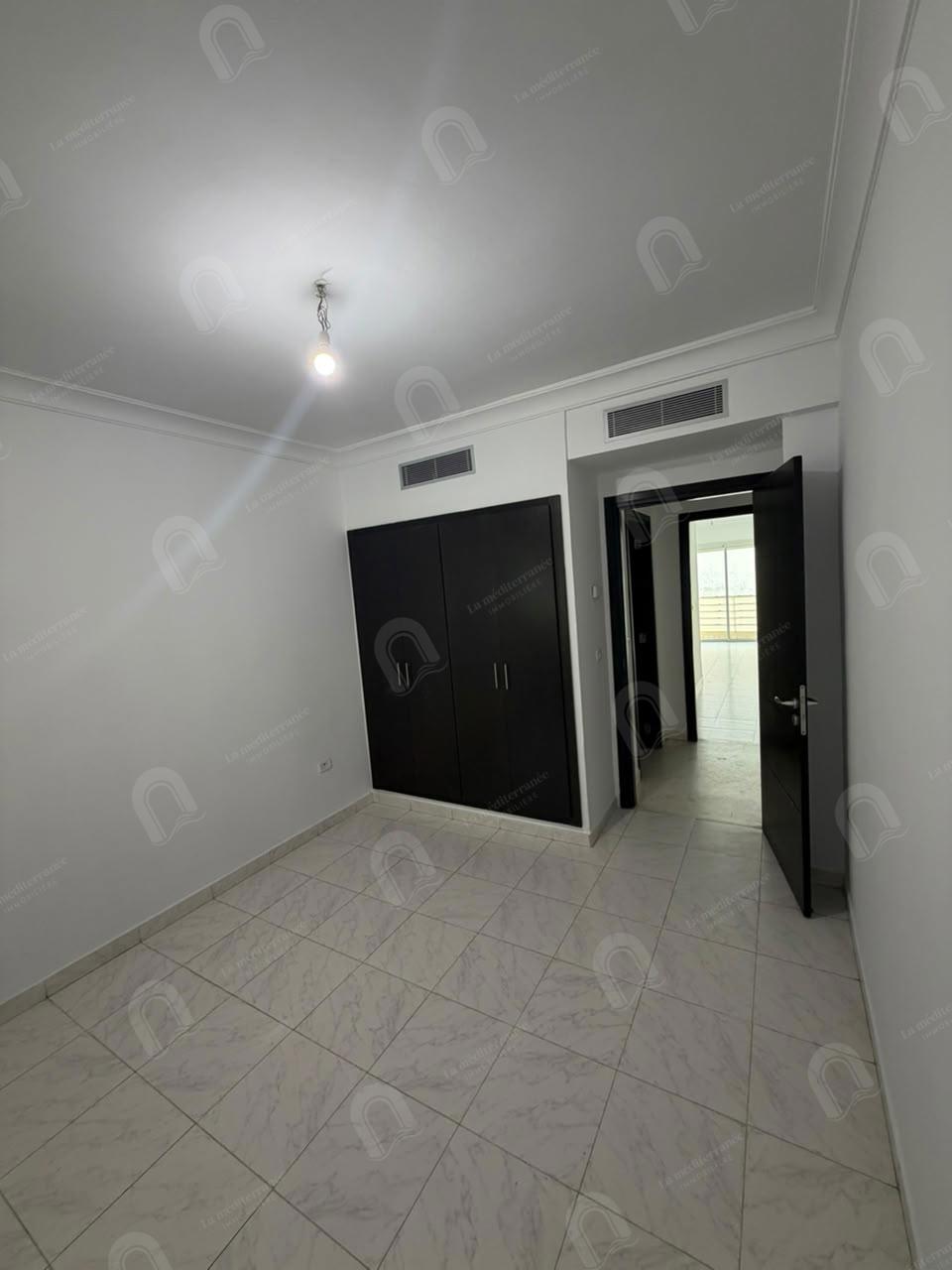 À louer  Appartement S+3 à Menzah 9C