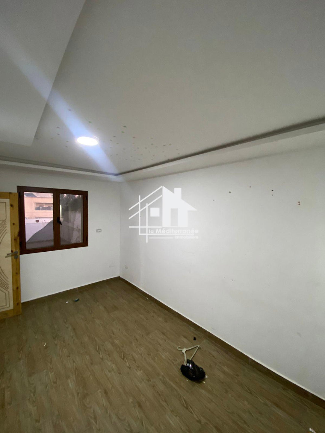 A louer Duplex S+4 hst à cité milaha prés el menzah 8