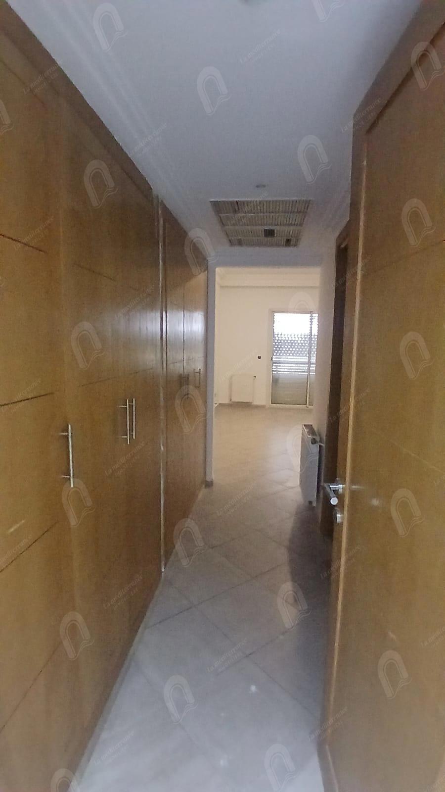 Appartement S+3 aux berges du lac 2
