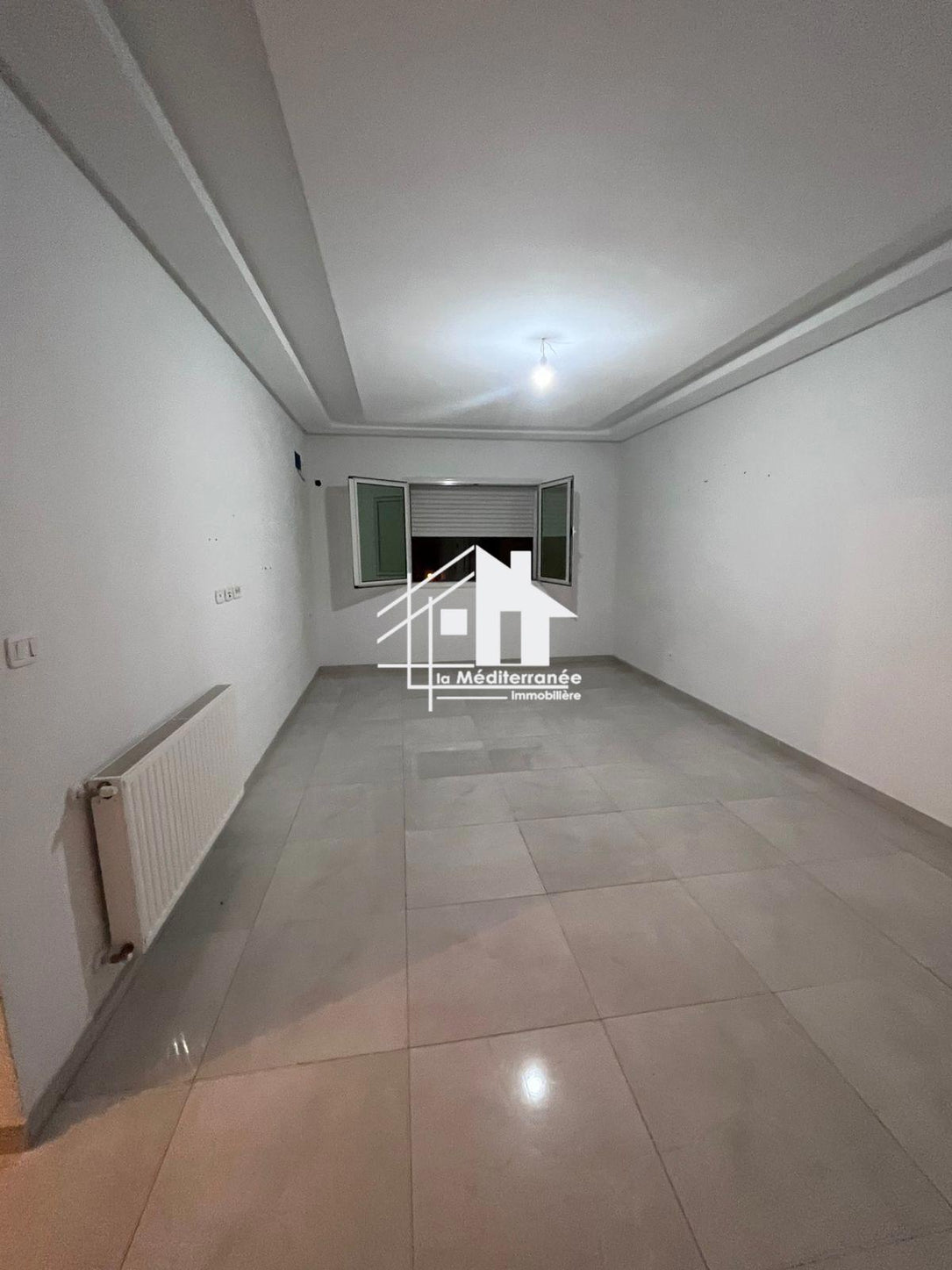 A vendre  un appartement s+2 a cite  wahat