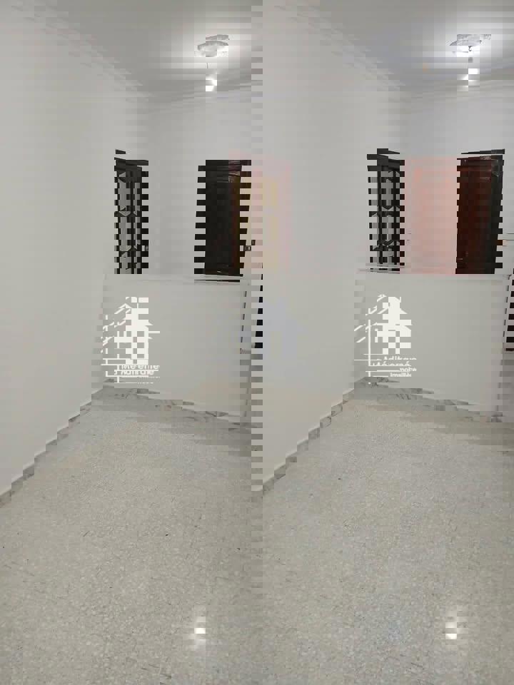 A louer étage de villa S+3 au Bardo 2