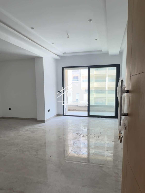 Appartement S2/S3 à jardins de carthage jamais habitée