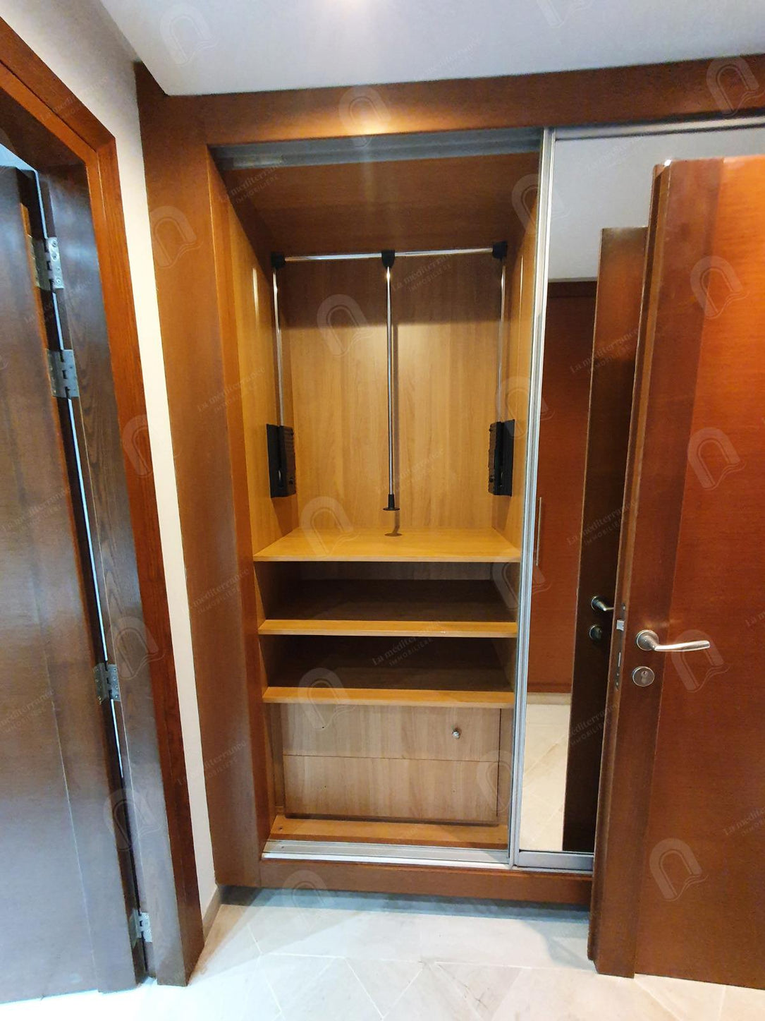 Appartement S+3 aux les berges du lac 2