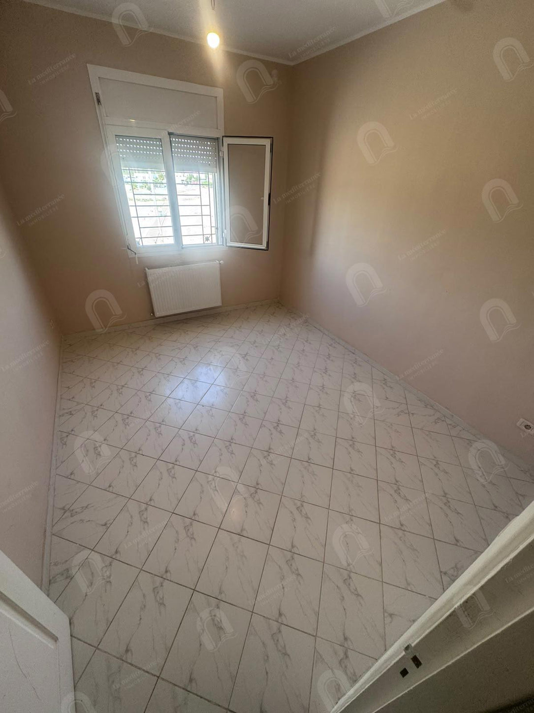 A vendre un appartement S+2 à manouba