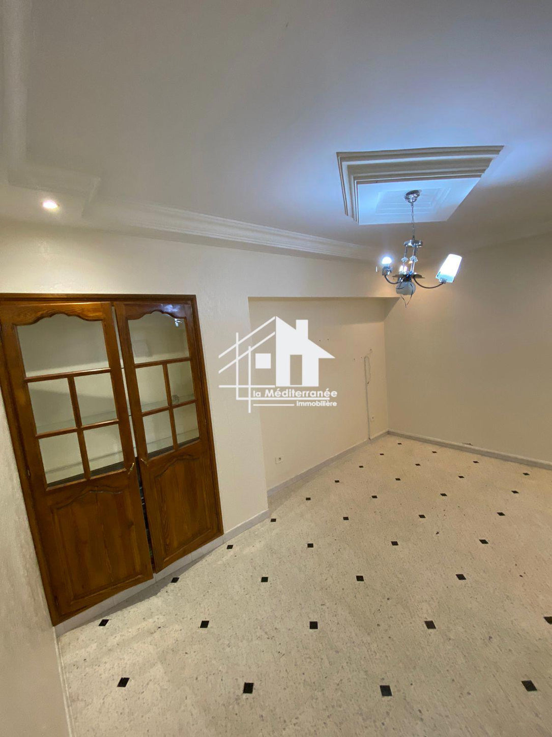 A louer étage de villa S+2 RDC