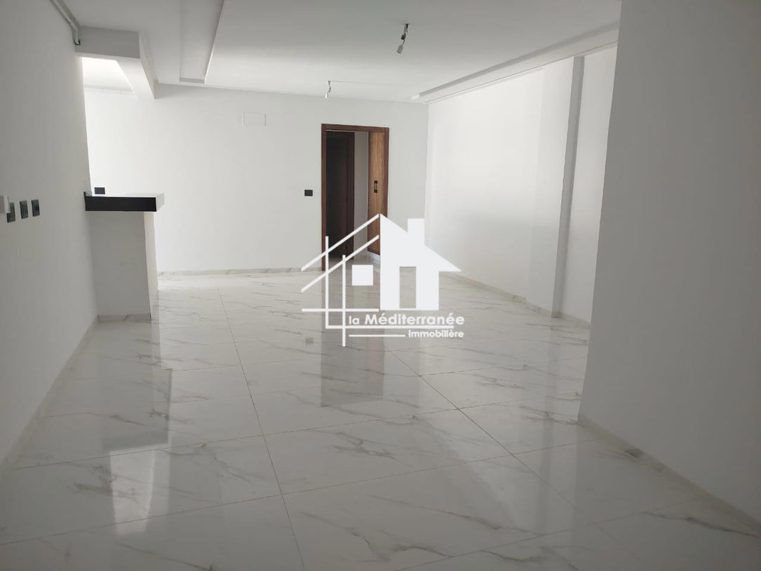 A louer un appartement S+1 cité Les Palmerais