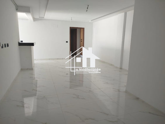 A louer un appartement S+1 cité les palmerais