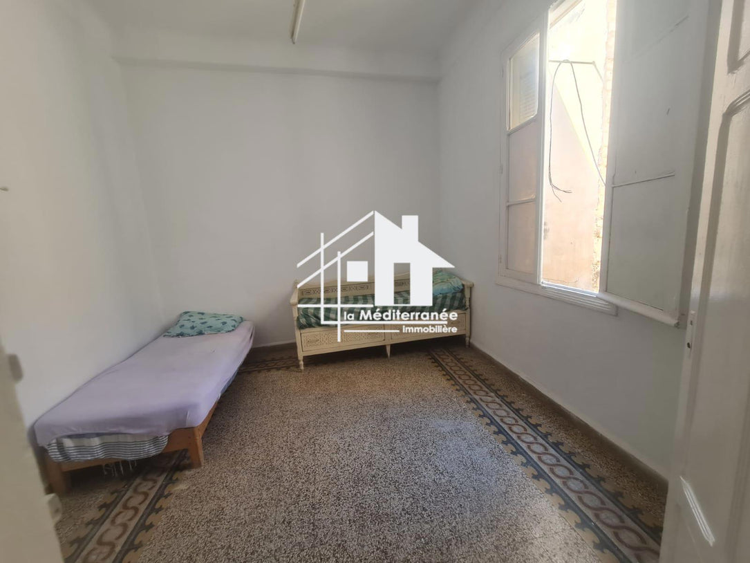 A louer appartement s+1 au passage