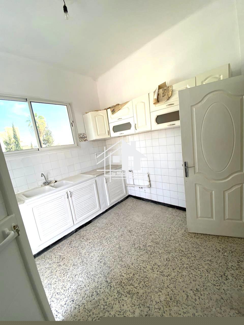 A louer étage de villa S+3 au Bardo