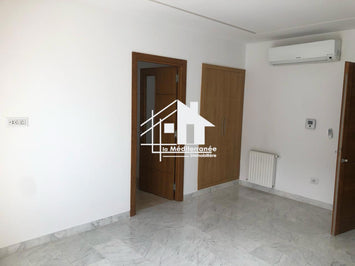 A louer appartement S+2 à Ain Zaghouan Nord