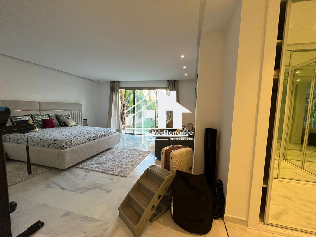 A louer un appartement s+2 vide à Gammarth touristiqie