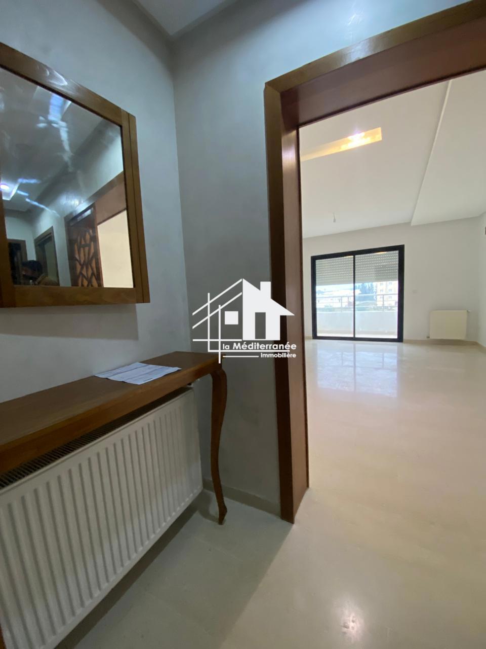 A vendre appartement S+3 HST à Manouba