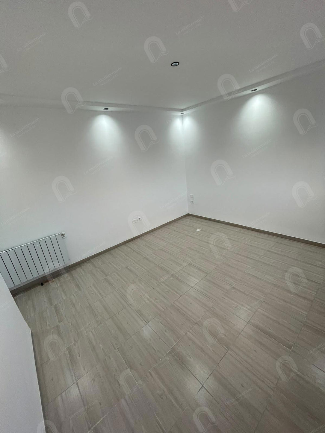 A louer appartement S+1 hst à denden