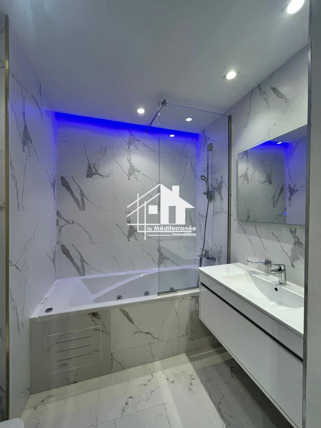 A louer un duplex S+4 a Ain Zaghouan Nord