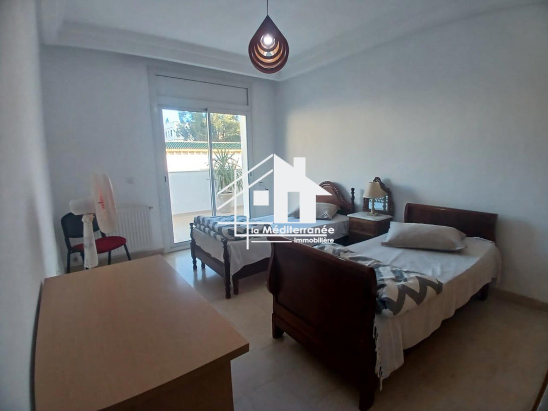 A louer s+3 meublé à Marsa plage