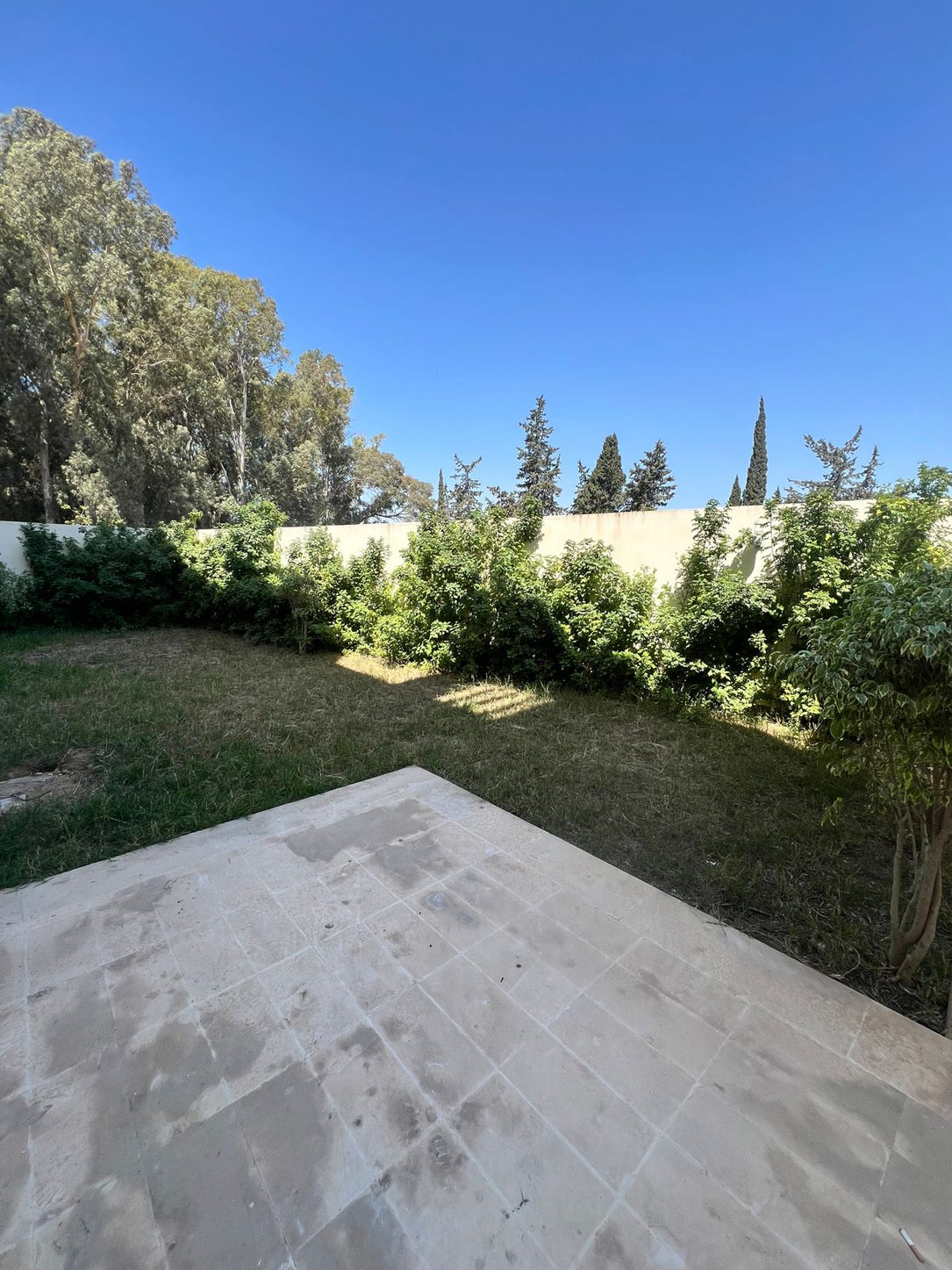 A louer s+2  avec jardin a la soukra