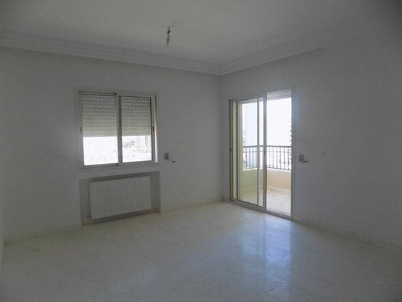 A vendre un s+3 aux jardins de carthage