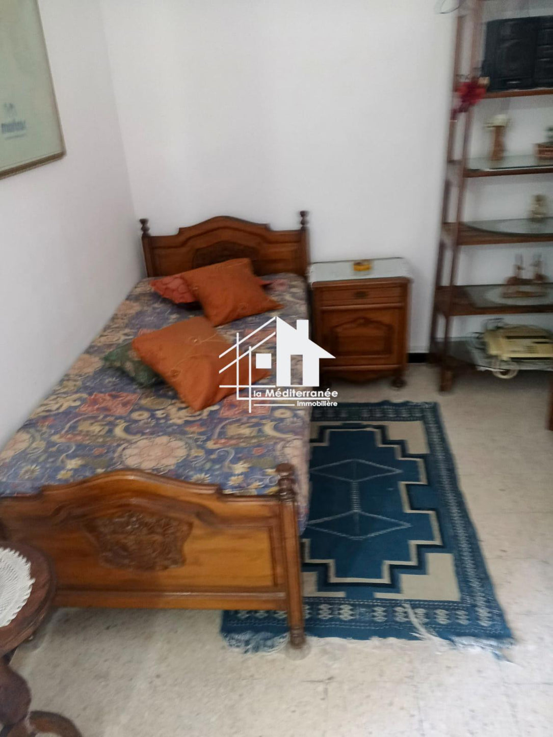 A louer étage de villa S+1 meublé au bardo