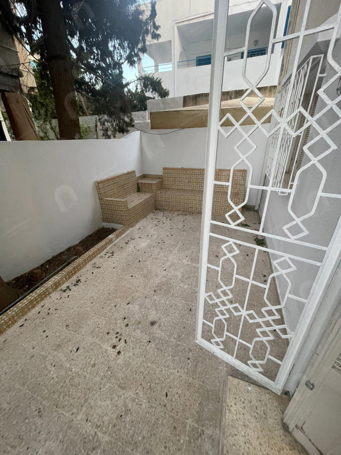 A louer étage de villa S+3 situé au Rdc au bardo