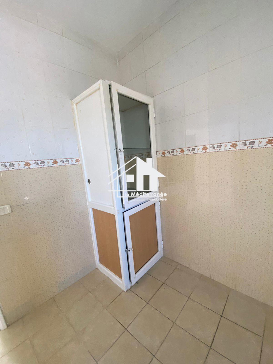 A louer étage de villa S+3 à denden