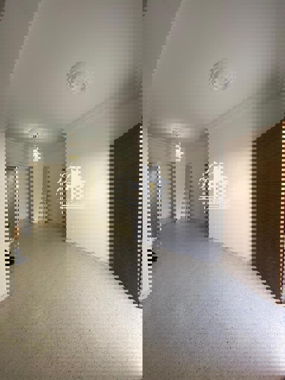 A vendre une villa au bardo 2