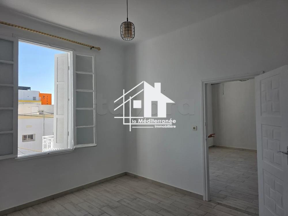 A louer étage de villa S+2 au bardo