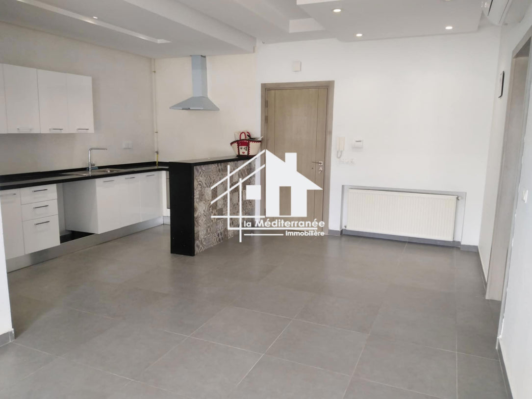 A louer appartement S+1 à la Soukra