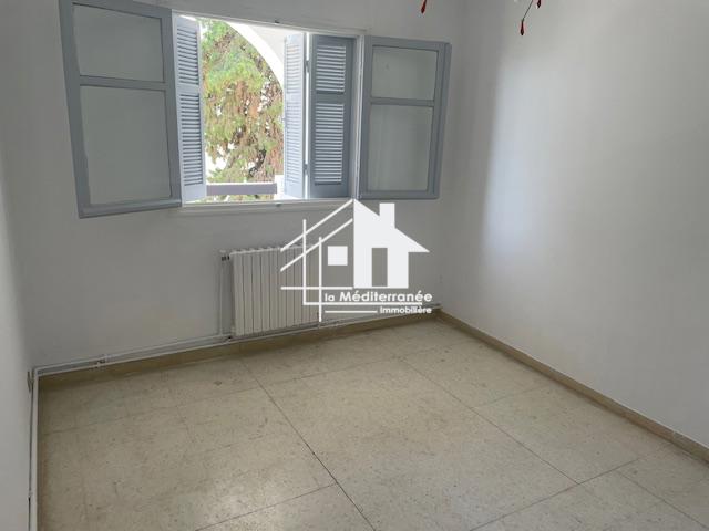 A louer appartement S+2 à manzah 9