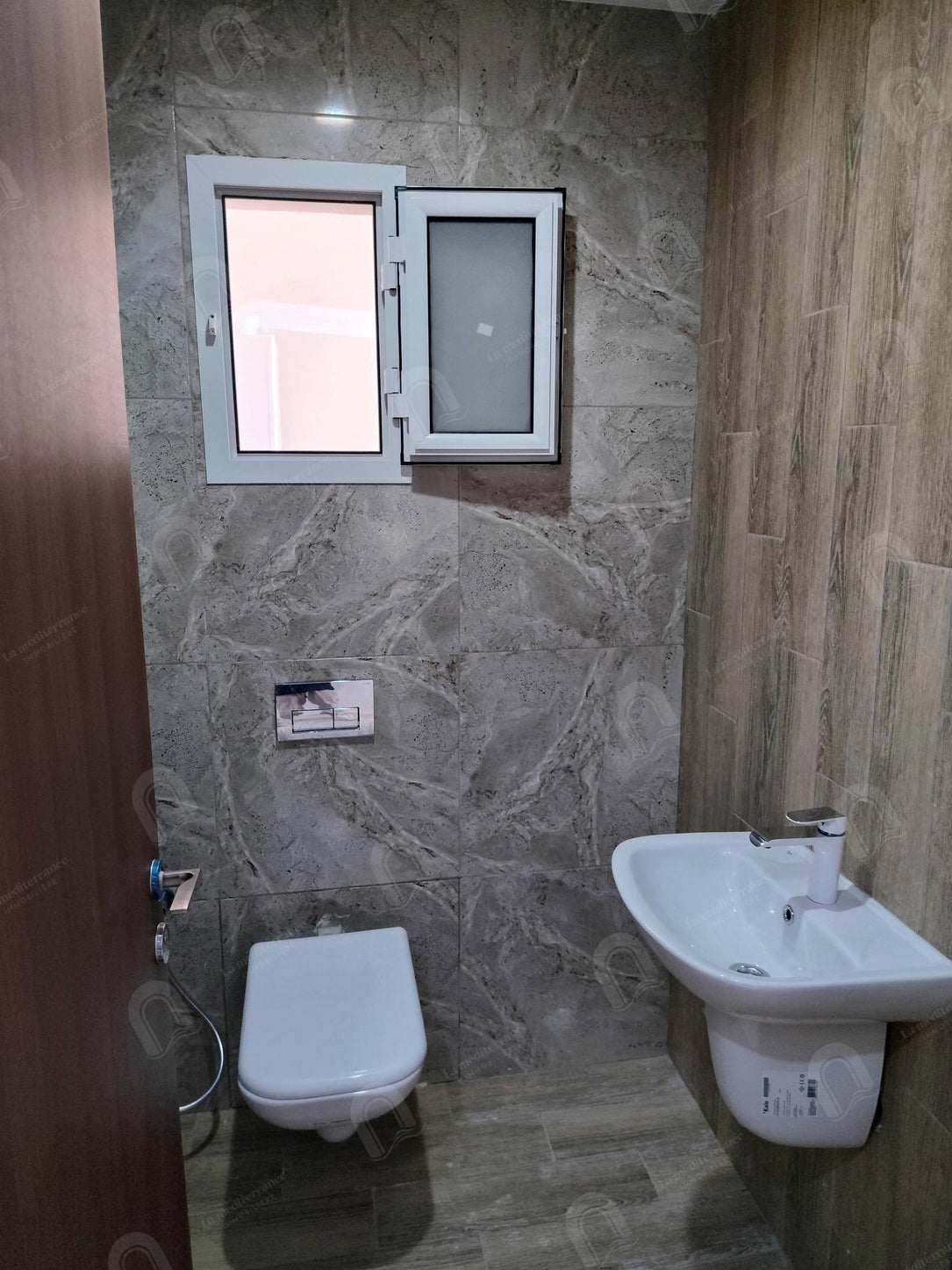 A louer appartement S+2 hst jamais habité à cité Ettahrir