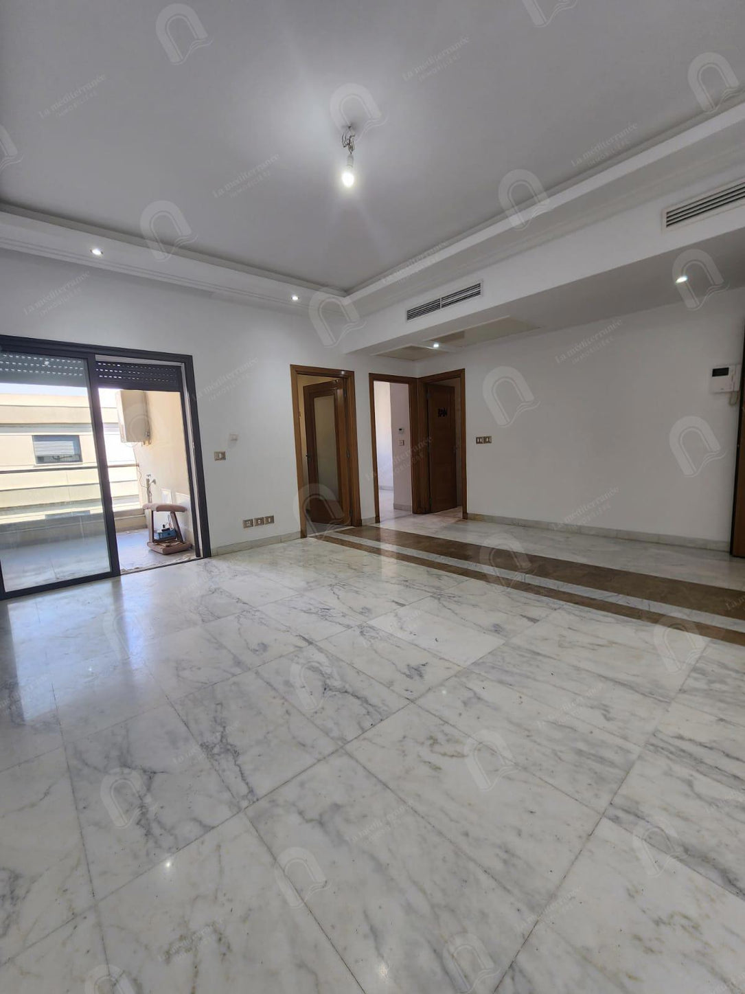 A vendre S+1 à la Soukra