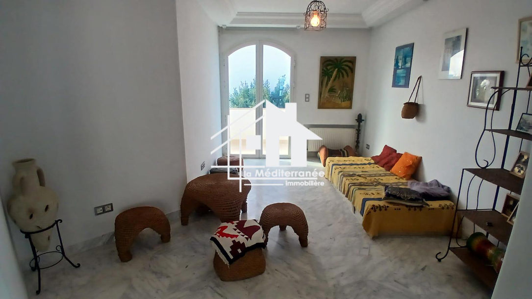 A vendre une villa S+6 gammarth