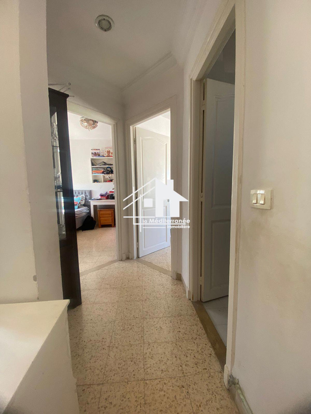 a vendre appartement S+2  à El Agba Cité EL Waha