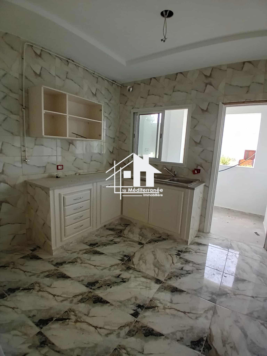 Appartement à Mégrine riadh