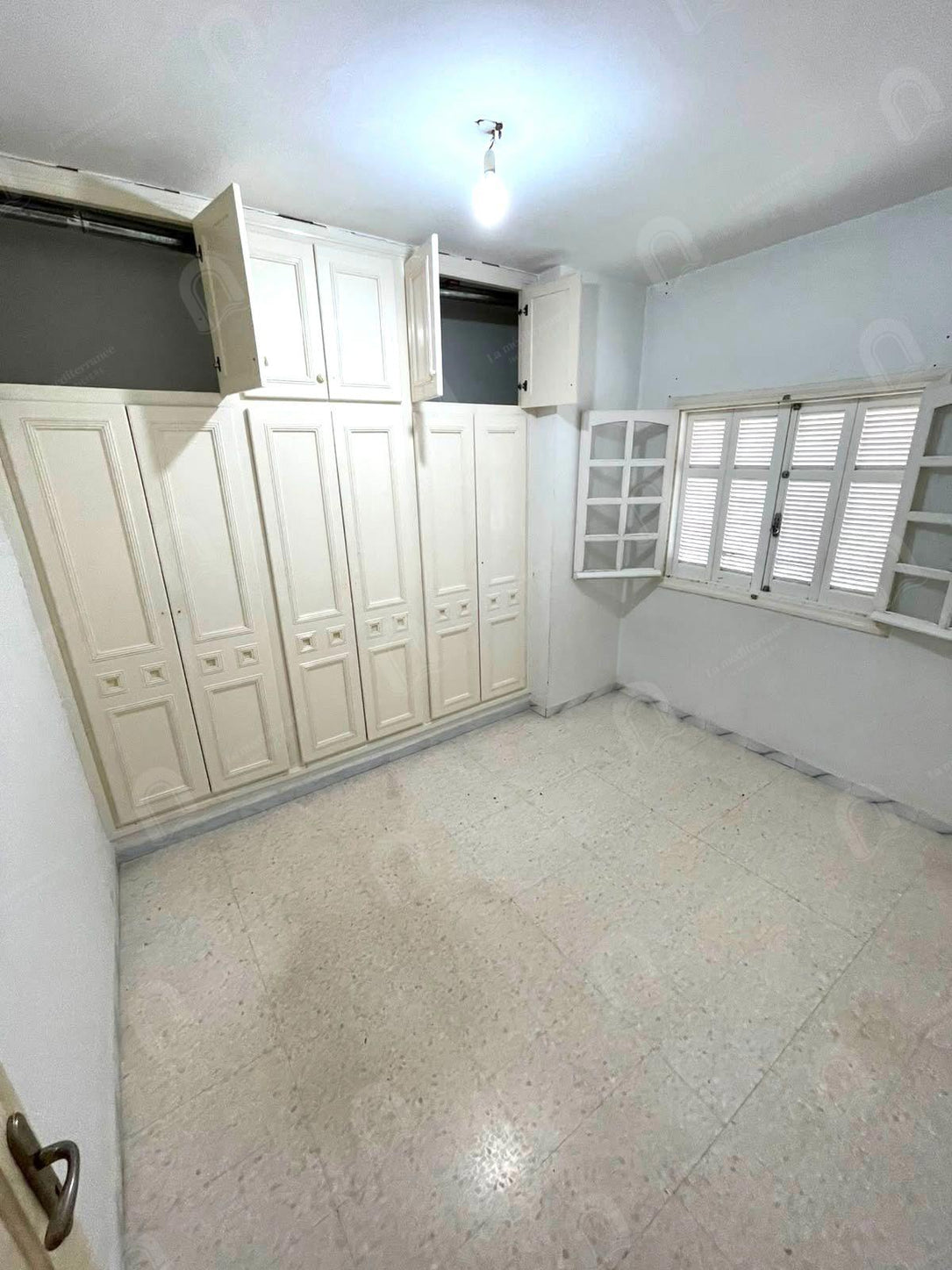 A louer étage de villa s+3 20 à cité haras bardo