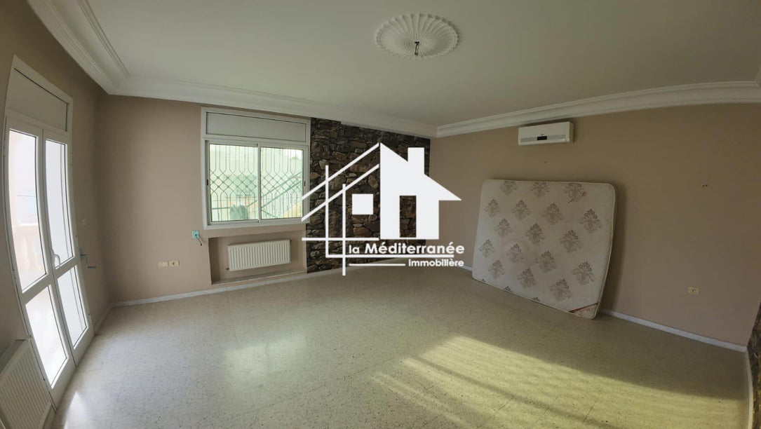 A louer étage de villa S+3 au bardo