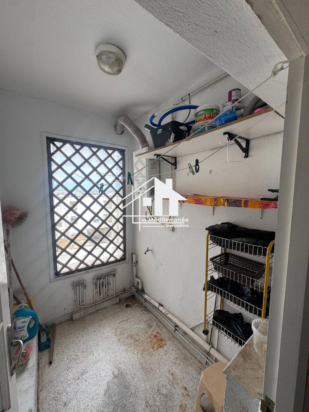 A louer appartement S+3 à El agba