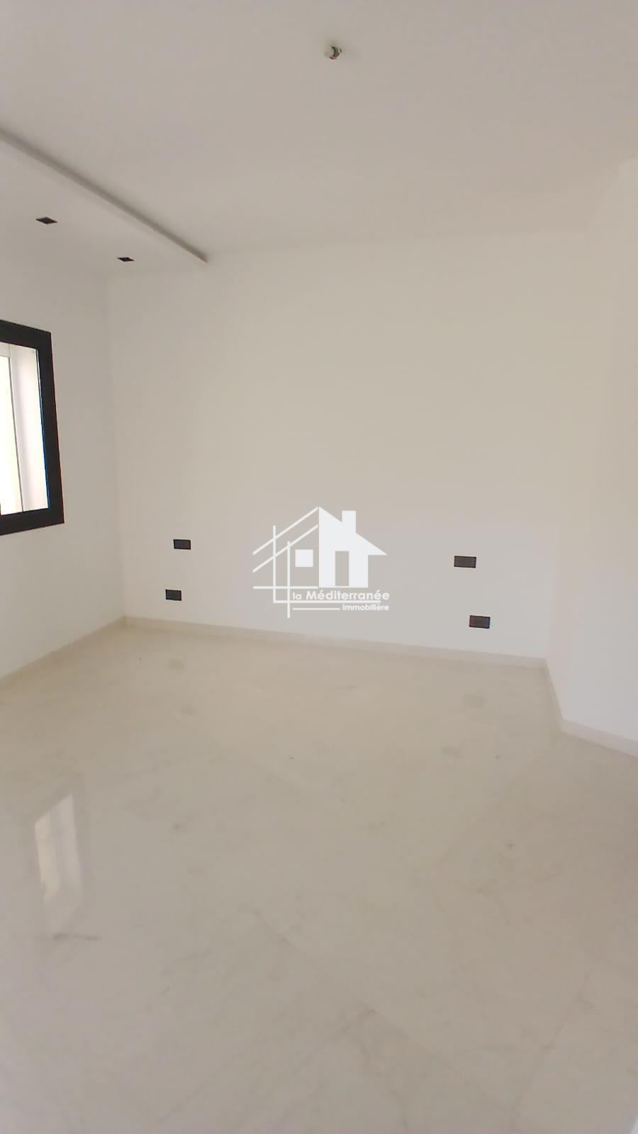 A vendre un Triplex S+3
