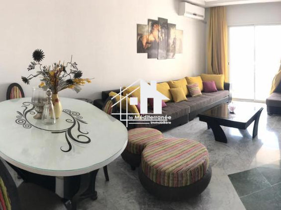 A louer un appartement s+4 à Ezzahra