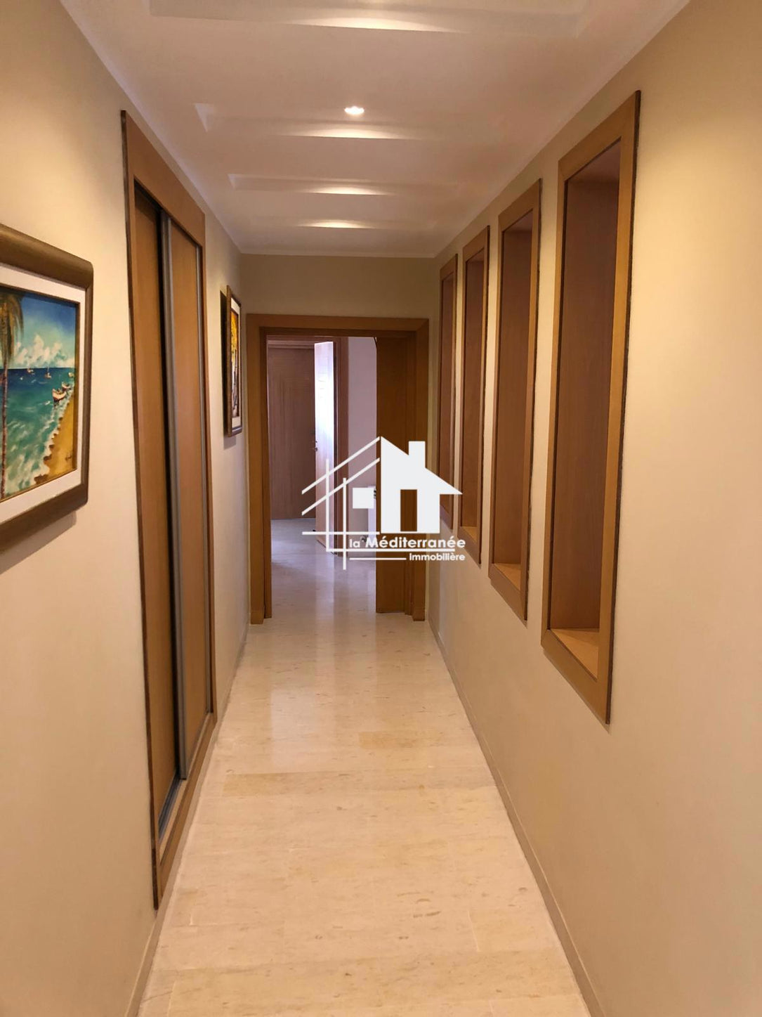 Un Spacieux S+4 A Vendre à Ennasr 2