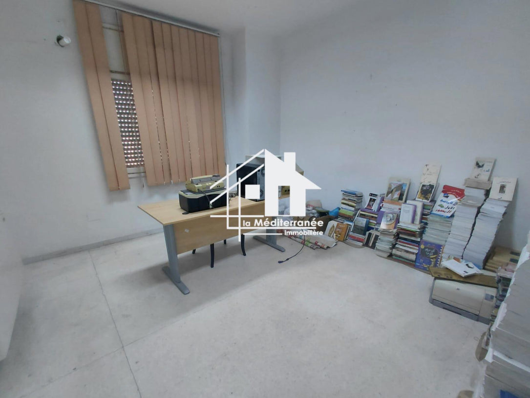 A vendre bureau H+3 au centre ville, Tunis