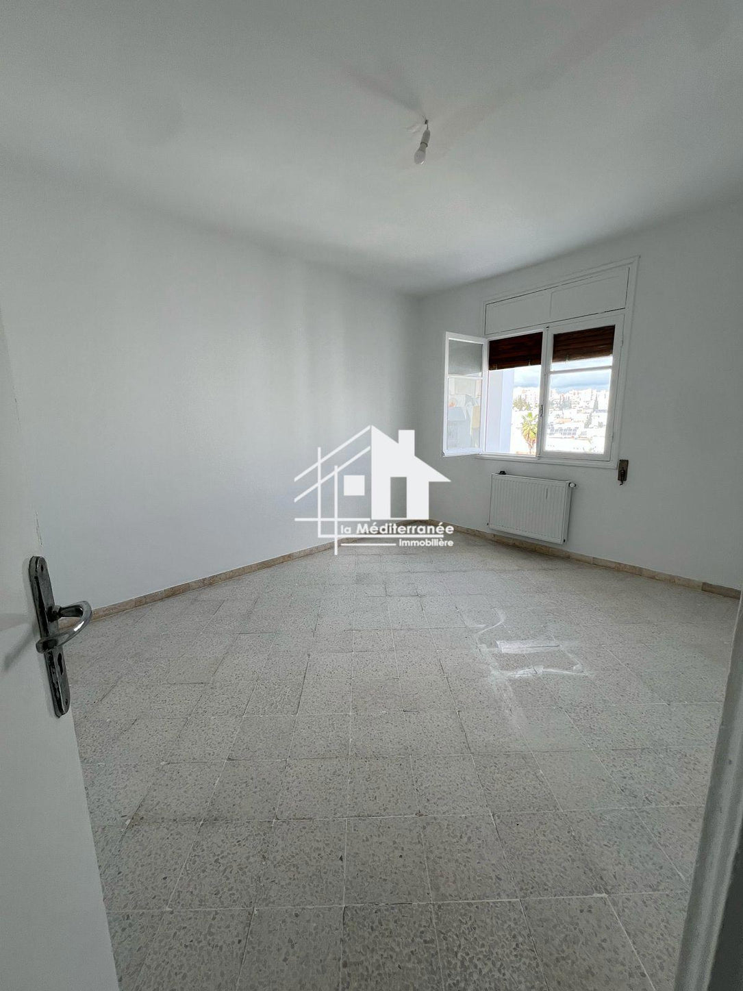 A louer appartement S+2 à Menzah 7