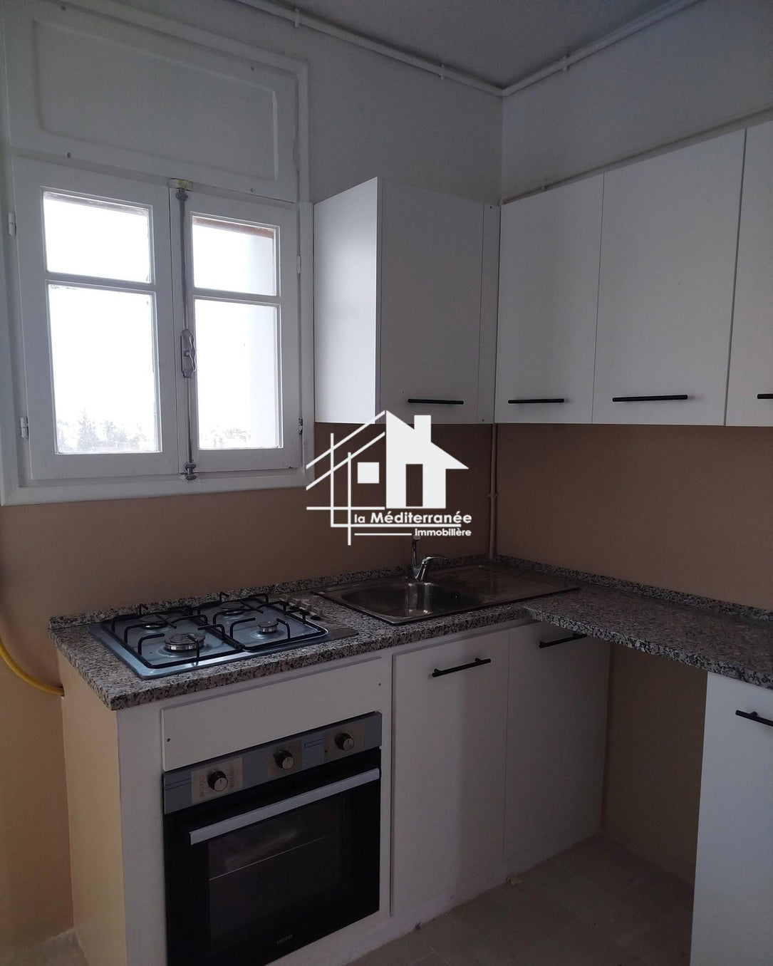 à vendre un appartement s+3 au Manar 2