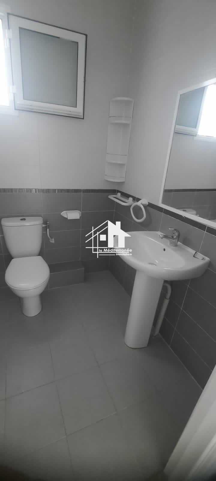 A louer appartement S+2 hst à manouba