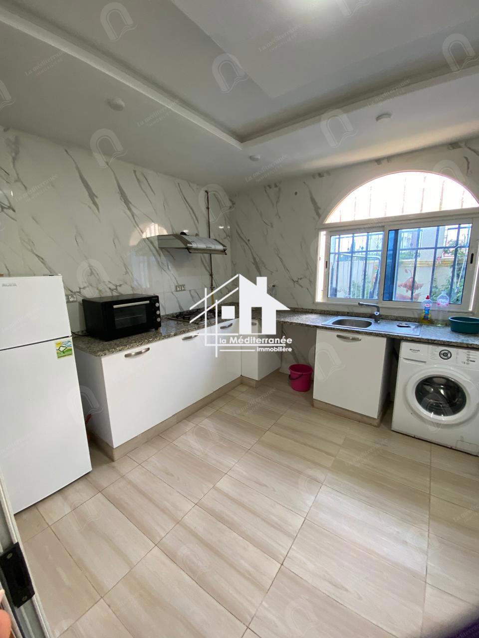 A vendre appartement S+3 Hst Rdc au bardo