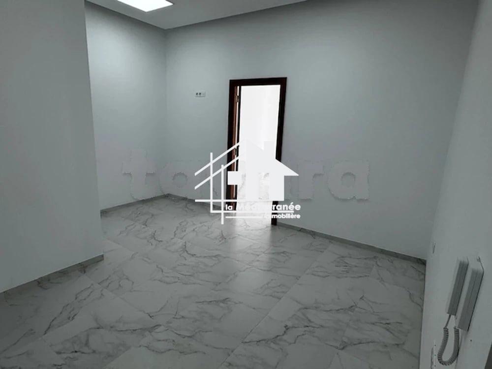 A louer bureau h+1 au centre ville Tunis