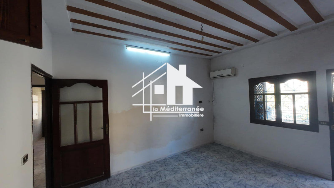 A louer étage de villa s+2 au bardo