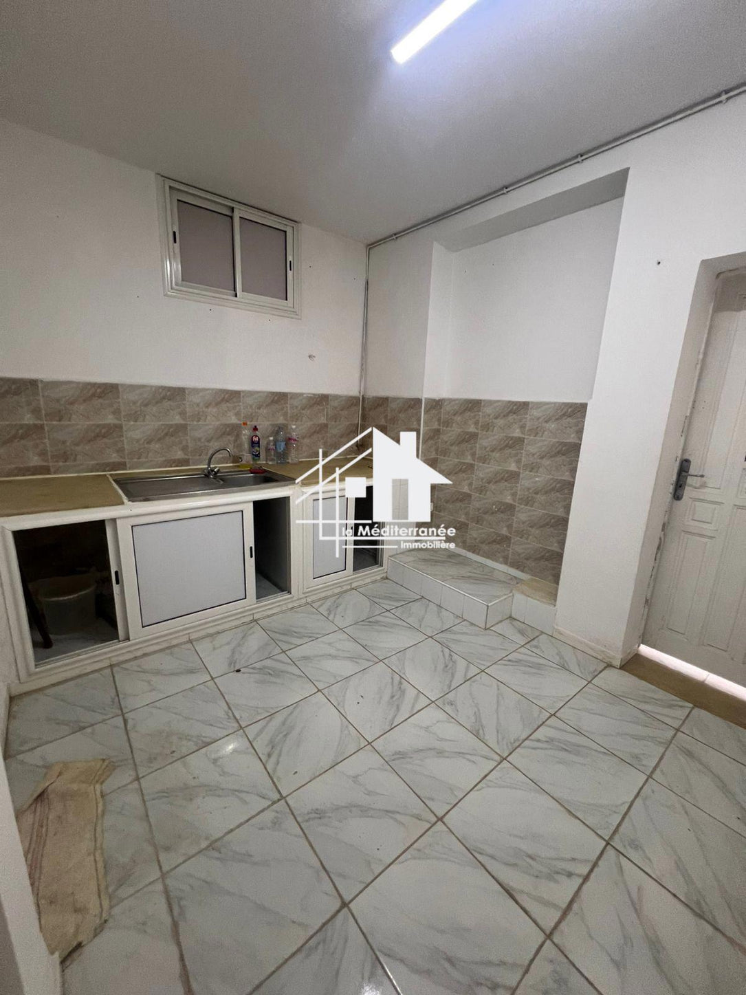 location appartement s2 à 20 mars bardo